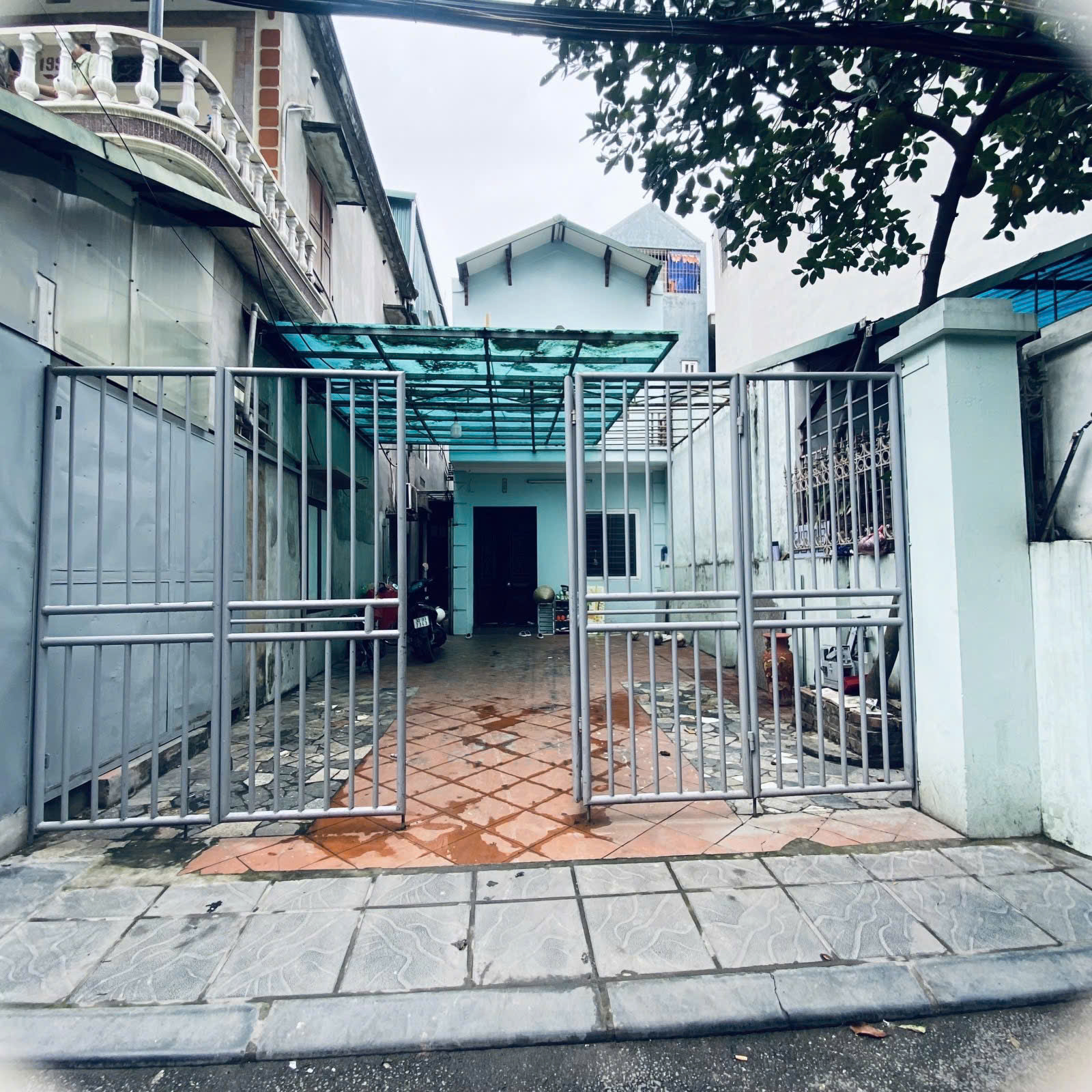 Bán Đất tặng nhà 2 tầng Ngọc Thuỵ- Oto Vỉa Hè- Hàng xómKhai Sơn - 103m2-16,5 tỷ( Thương lượng) - Ảnh chính